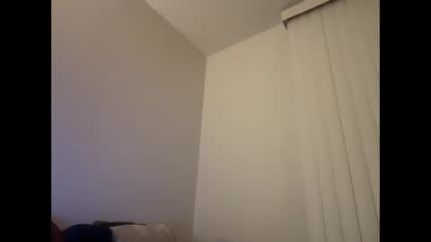 i o ro online show from December 3, 2024, 6:15 am