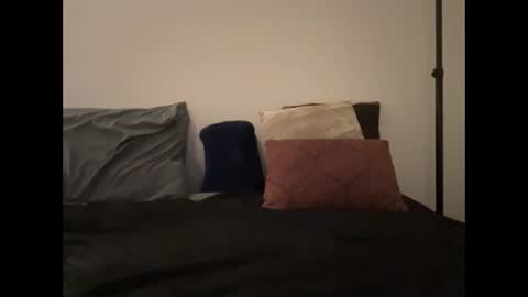 i o ro online show from December 20, 2024, 1:47 am