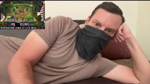 i o ro online show from September 22, 2025, 1:24 pm