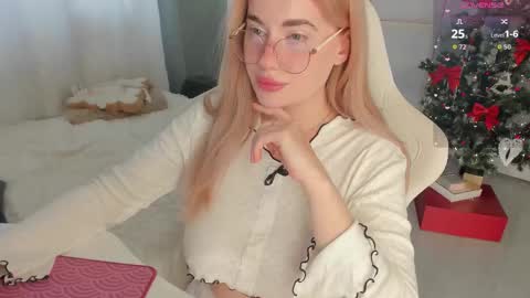 HiI am  EvaPVT is open  online show from December 23, 2025, 10:57 am