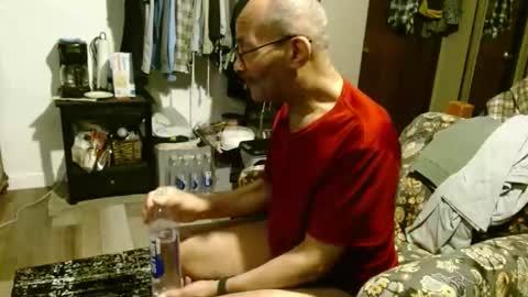 Snapshot of iam8zee chatting on February 15, 2026, 9:41 am Iam8zee online show from February 15, 2026, 9:41 am