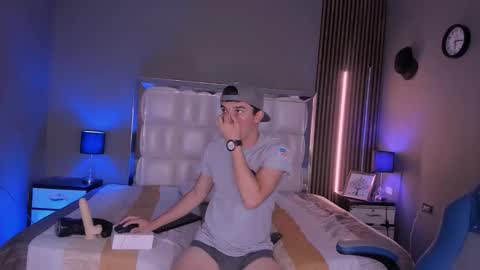 iam_mathias online show from October 12, 2025, 8:30 pm