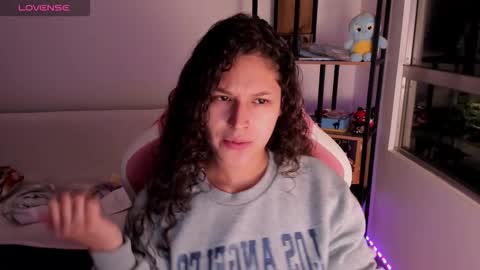 On instagram Imm  NikkiHelp me reach 100 likes online show from February 17, 2026, 6:54 am