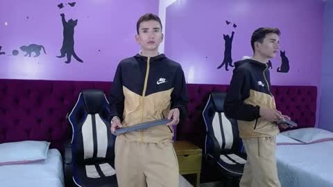 Iam Smith  online show from January 15, 2026, 11:59 am