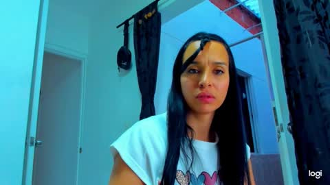 iam_your_fantasy online show from November 2, 2025, 8:22 pm