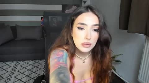 Baby Gal online show from December 23, 2024, 12:08 pm