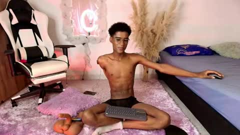iamandrey_ online show from July 2, 2026, 1:05 am