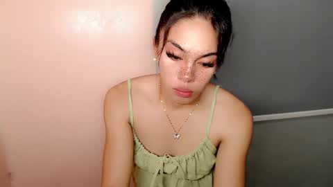 Snapshot of iamcristel chatting on October 7, 2025, 5:04 am CHRISTIAN online show from October 7, 2025, 5:04 am