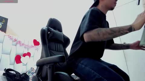 Daiker online show from February 18, 2026, 3:13 am