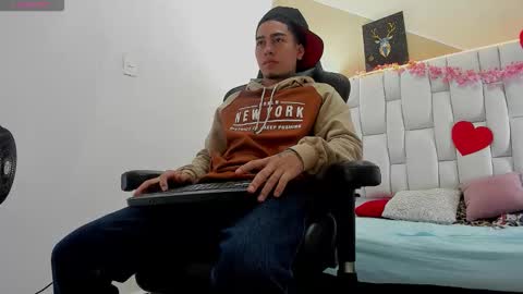 Daiker online show from February 19, 2026, 3:35 am