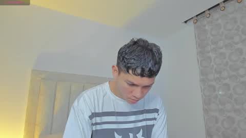 Juliiiiian online show from March 9, 2025, 10:52 am