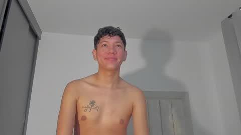 Juliiiiian online show from May 16, 2026, 11:42 am