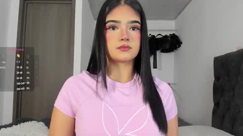 Snapshot of iamjulietaa chatting on October 7, 2025, 7:00 pm online show from October 7, 2025, 7:00 pm