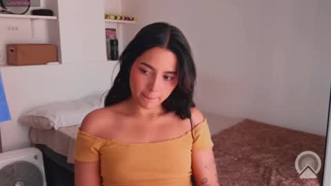 Julieta online show from May 26, 2026, 2:46 pm