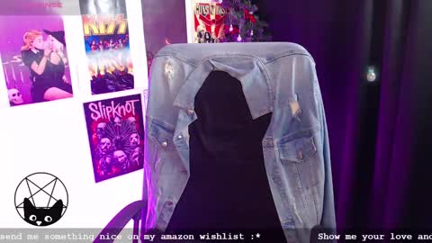 Snapshot of iammari_ chatting on January 3, 2025, 11:55 pm Mari online show from January 3, 2025, 11:55 pm