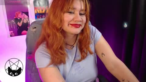 Snapshot of iammari_ chatting on February 4, 2025, 8:56 am Mari online show from February 4, 2025, 8:56 am