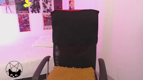 Snapshot of iammari_ chatting on September 26, 2025, 4:16 am Mari online show from September 26, 2025, 4:16 am