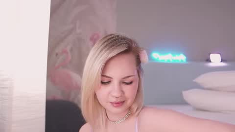 Snapshot of iamninamint chatting on November 28, 2025, 8:00 pm Nina online show from November 28, 2025, 8:00 pm