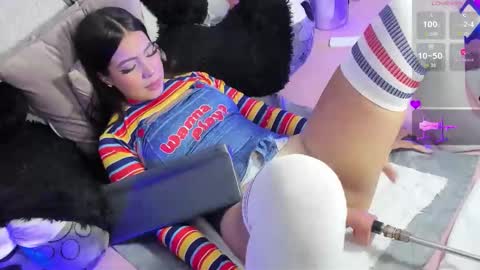 Snapshot of iamstephanie13 chatting on October 12, 2025, 4:11 am Steph - Online Again - 1 DECEMBER online show from October 12, 2025, 4:11 am