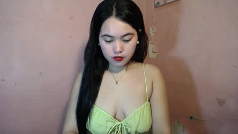 Snapshot of iamurnanny chatting on December 12, 2024, 4:21 pm nany online show from December 12, 2024, 4:21 pm