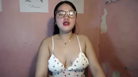 Snapshot of iamurnanny chatting on January 3, 2025, 7:06 am nany online show from January 3, 2025, 7:06 am