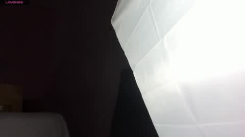Snapshot of ian_castillo_ chatting on September 15, 2025, 11:10 am IAN CASTILLO online show from September 15, 2025, 11:10 am