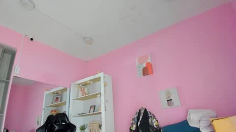 IAN CASTILLO online show from October 27, 2025, 11:14 am