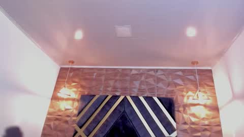 Snapshot of ian_castillo_ chatting on February 4, 2026, 11:16 am IAN CASTILLO online show from February 4, 2026, 11:16 am