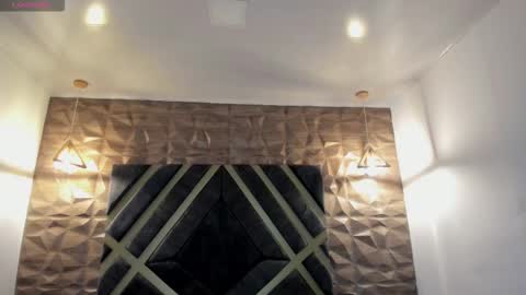 Snapshot of ian_castillo_ chatting on February 9, 2026, 11:14 am IAN CASTILLO online show from February 9, 2026, 11:14 am