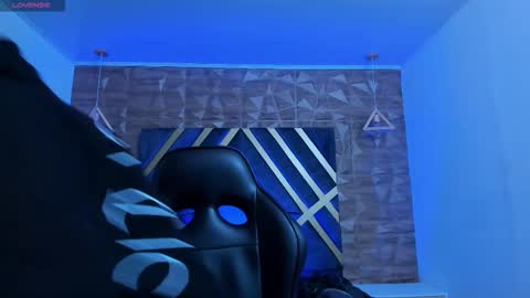 Snapshot of ian_castillo_ chatting on February 21, 2026, 11:22 am IAN CASTILLO online show from February 21, 2026, 11:22 am