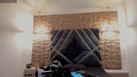 Snapshot of ian_castillo_ chatting on February 27, 2026, 11:10 am IAN CASTILLO online show from February 27, 2026, 11:10 am