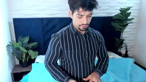 Ian Davis online show from October 23, 2025, 11:53 am