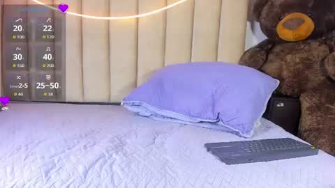 Snapshot of ian_diamond chatting on June 25, 2026, 10:14 pm Iam online show from June 25, 2026, 10:14 pm