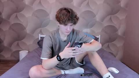 Ian Flor online show from February 7, 2026, 3:38 pm