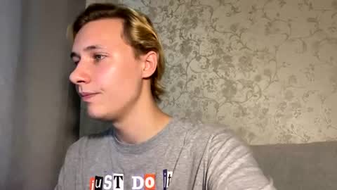 Snapshot of ian_mcflurry chatting on July 7, 2026, 2:43 pm ian_mcflurry online show from July 7, 2026, 2:43 pm