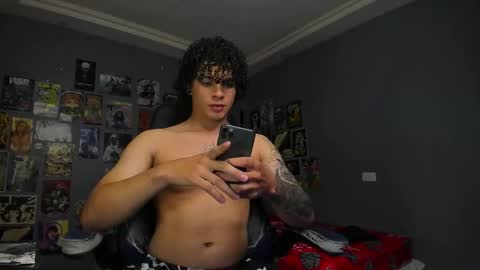 Snapshot of ian_versace chatting on October 28, 2025, 3:21 am Andres online show from October 28, 2025, 3:21 am