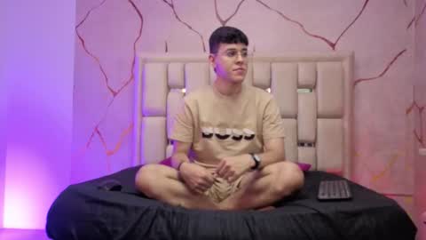 Ian  online show from March 5, 2026, 8:38 pm