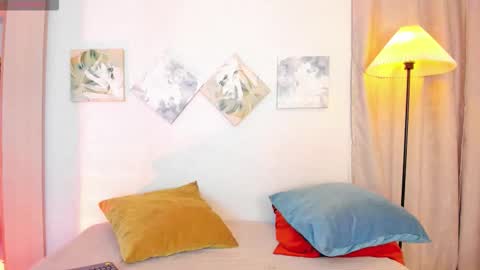 ian  online show from December 14, 2025, 5:24 am