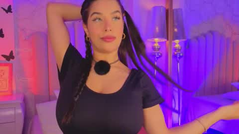  iara smith  online show from February 25, 2026, 11:53 am