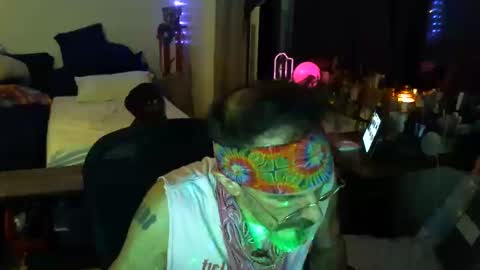 PMS online show from September 21, 2025, 3:19 am