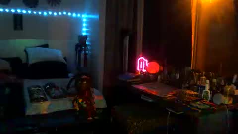 PMS online show from September 25, 2025, 6:17 am