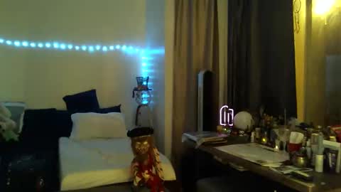 PMS online show from October 7, 2025, 6:21 am