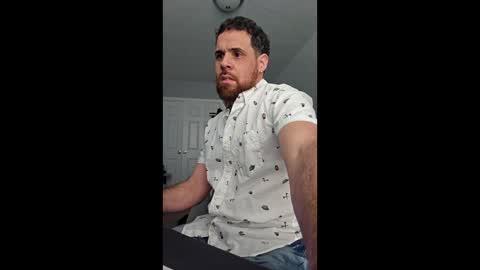 Snapshot of icarra413 chatting on June 10, 2026, 8:08 pm icarra413 online show from June 10, 2026, 8:08 pm