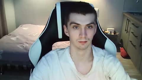 Snapshot of ice_raf chatting on January 25, 2025, 8:10 pm MAX online show from January 25, 2025, 8:10 pm