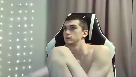 Snapshot of ice_raf chatting on January 27, 2025, 5:48 pm MAX online show from January 27, 2025, 5:48 pm