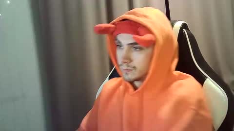 Snapshot of ice_raf chatting on February 9, 2025, 2:07 pm MAX online show from February 9, 2025, 2:07 pm