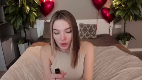 Danielle online show from February 24, 2025, 6:26 pm