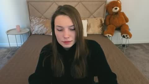 Danielle online show from April 4, 2026, 12:35 pm