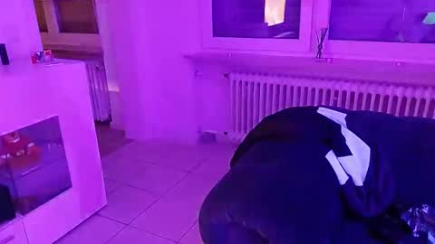 icheinfachich13 online show from October 13, 2025, 11:38 pm