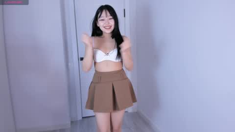 Snapshot of ichigo_o chatting on January 6, 2025, 8:14 am Hitomi online show from January 6, 2025, 8:14 am